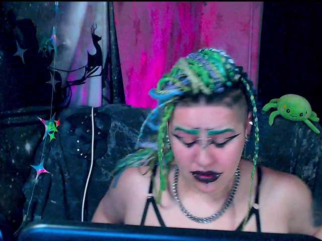 NeonNectar's BongaCams show and profile