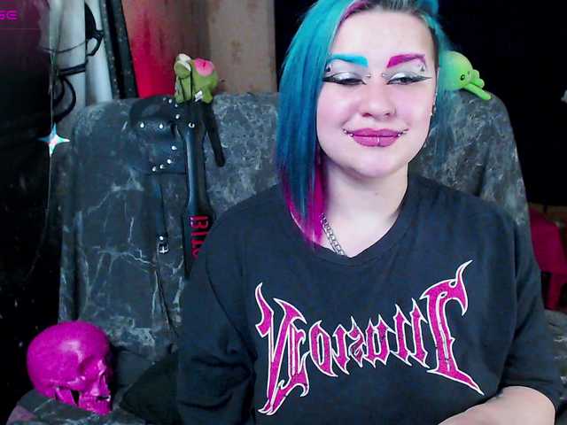 NeonNectar's BongaCams show and profile