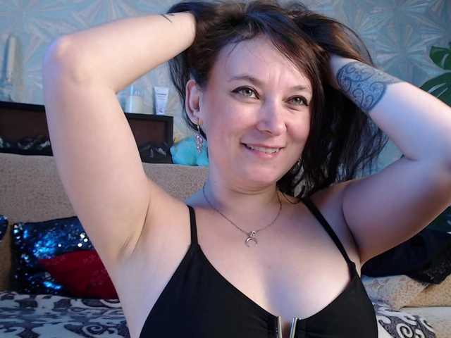 MaryLu23's BongaCams show and profile