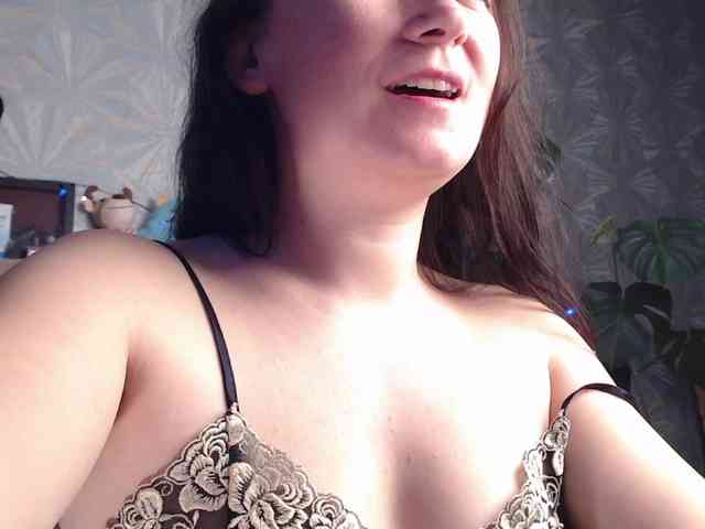 MaryLu23 Live Webcam on BongaCams