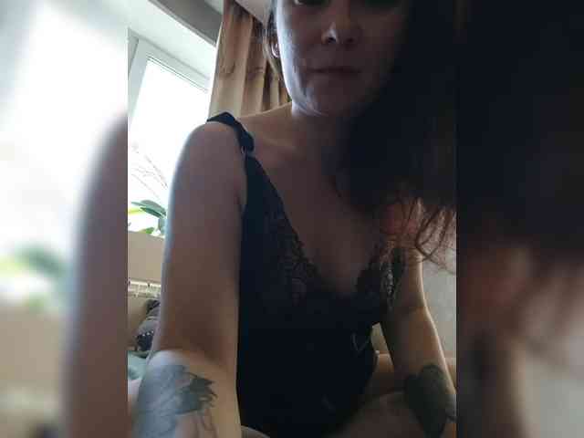 MaryLu23 bongacams
