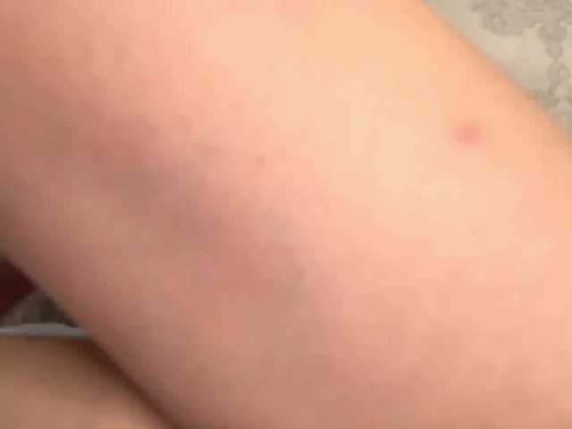 Masturbate to hot camslut Ameliasweetygirl ameliasweetygirl from BongaCams