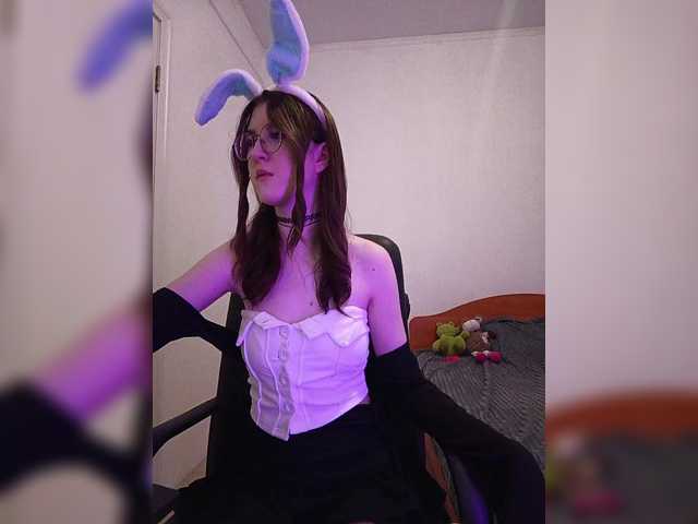 Sweet-Astarte's BongaCams show and profile