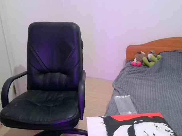 Sweet-Astarte webcam