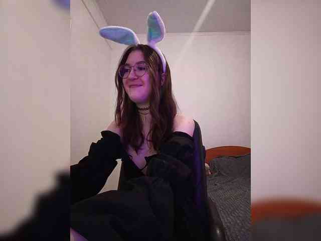 Sweet-Astarte webcam