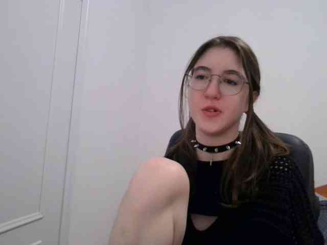 sexcam chatroom Sweet-Astarte