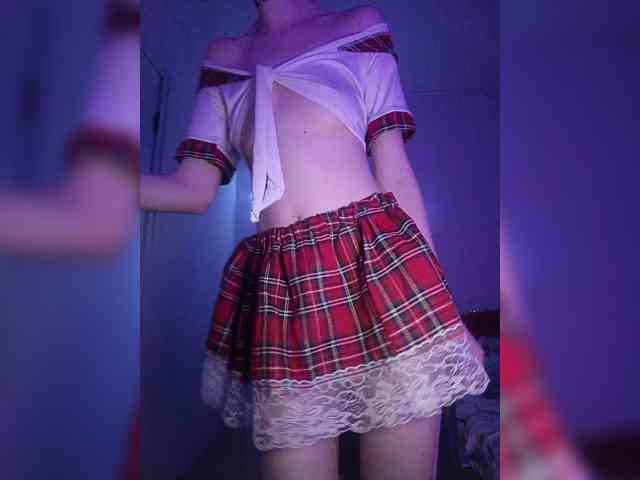 Sweet-Astarte webcam