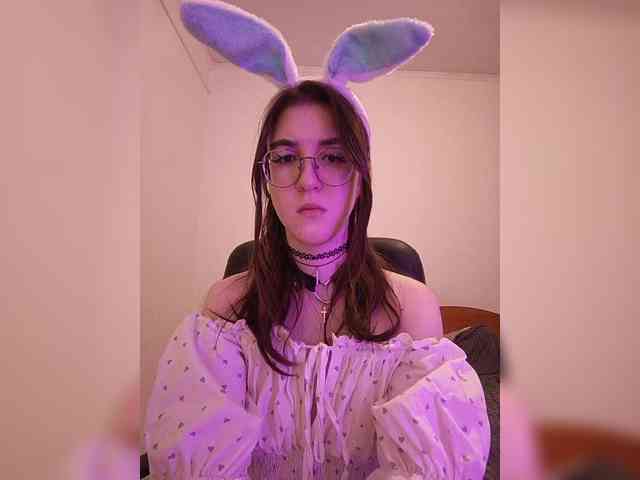 Sweet-Astarte webcam