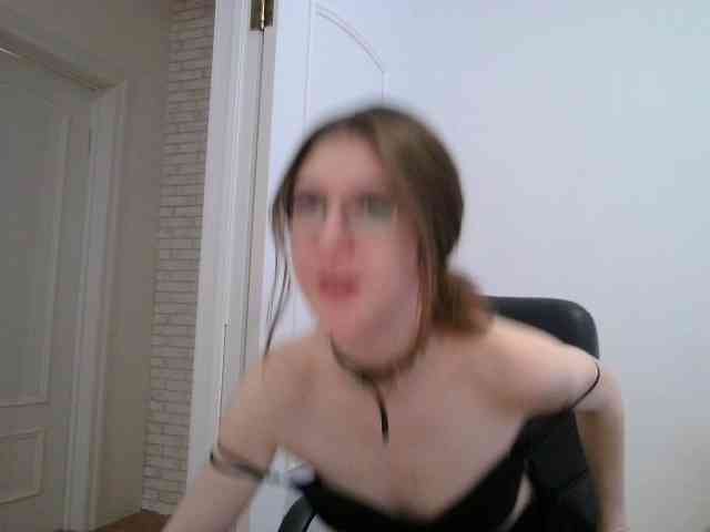 Sweet-Astarte webcam