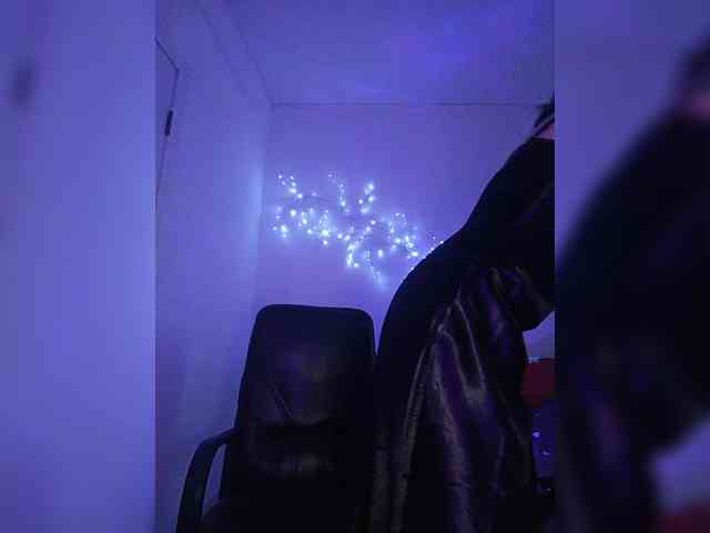 Sweet-Astarte webcam