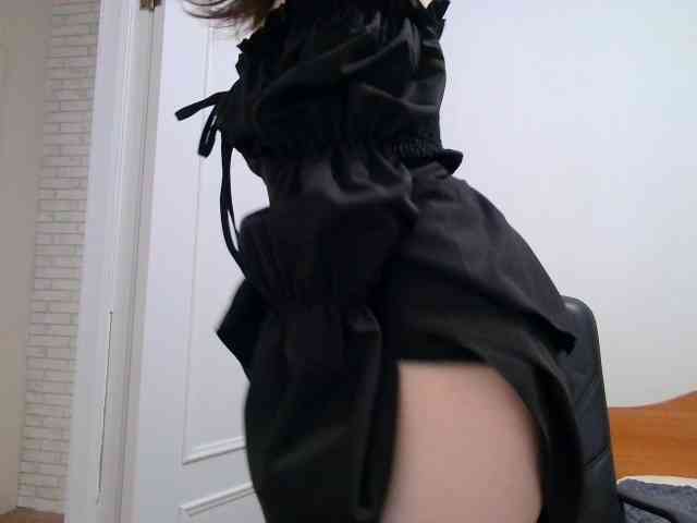 Sweet-Astarte webcam