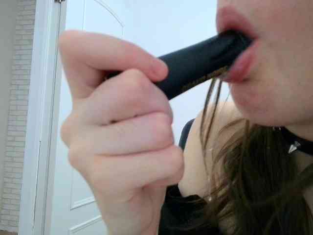 Sweet-Astarte webcam