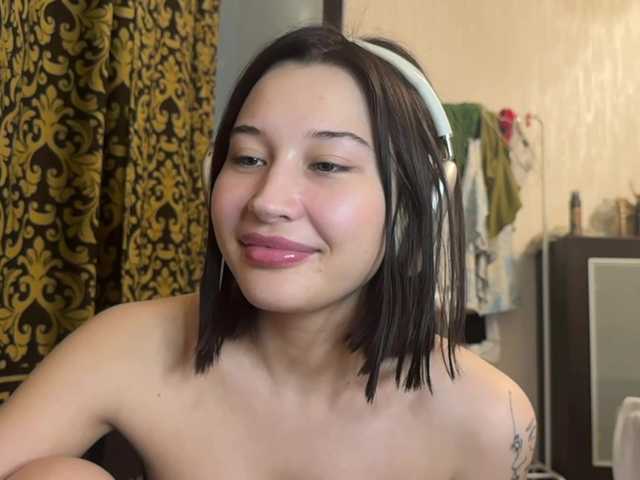 LakishaYanish's BongaCams show and profile