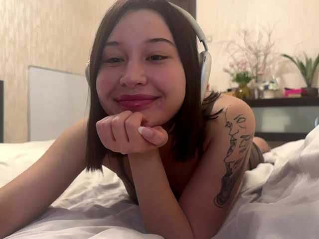 LakishaYanish's BongaCams show and profile