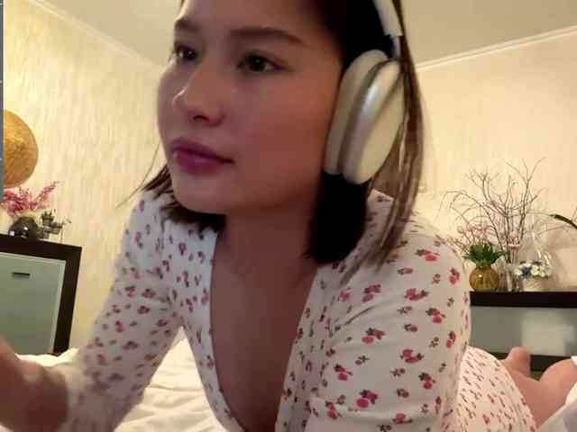 LakishaYanish webcam