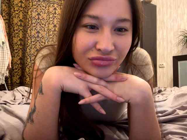 LakishaYanish webcam