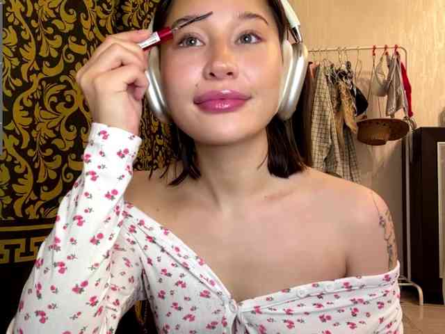 LakishaYanish webcam