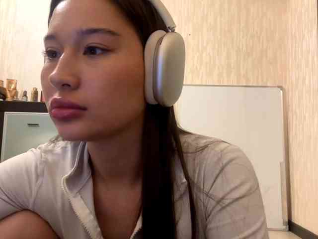 LakishaYanish webcam