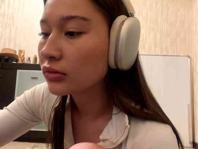 LakishaYanish webcam