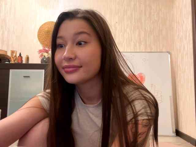 LakishaYanish webcam