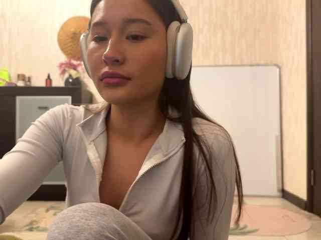 LakishaYanish webcam