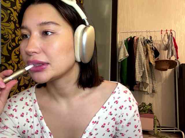 LakishaYanish webcam