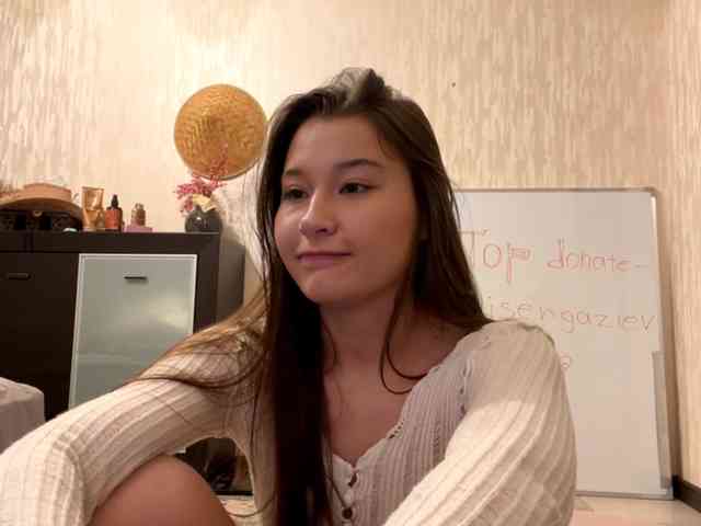 LakishaYanish webcam