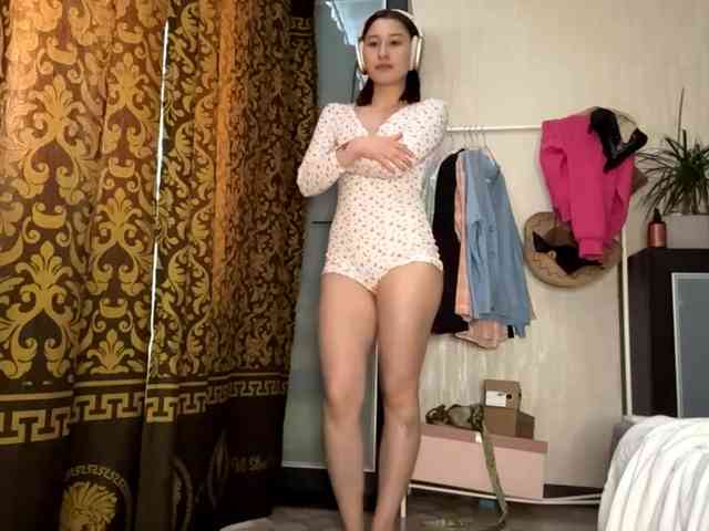 LakishaYanish webcam