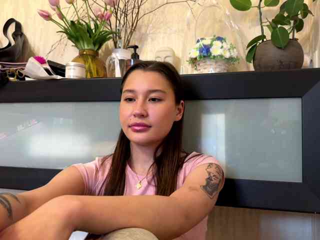 LakishaYanish webcam