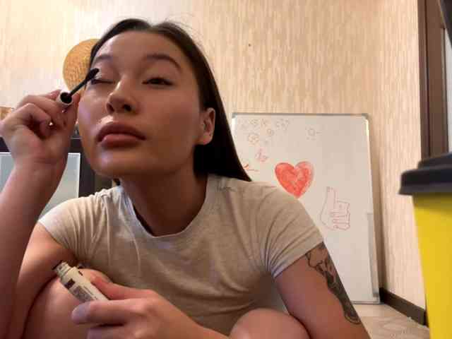 LakishaYanish webcam
