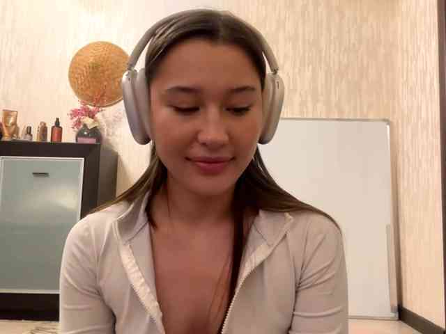 LakishaYanish webcam