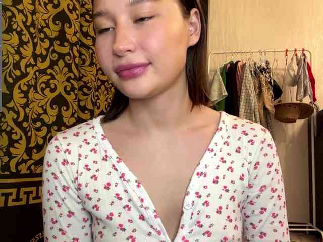 LakishaYanish webcam