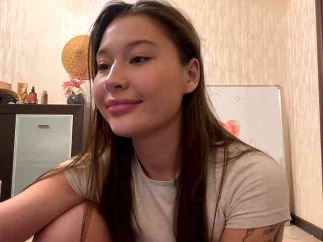 LakishaYanish webcam
