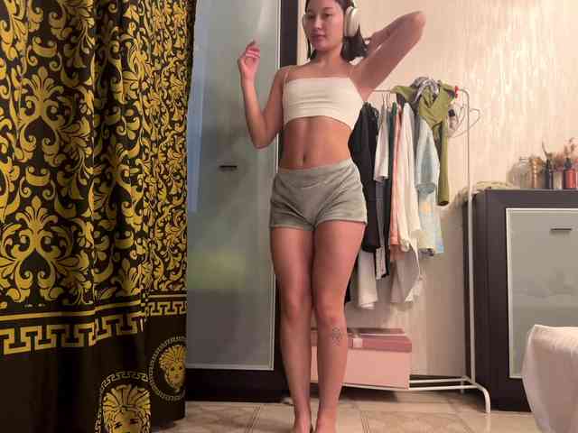 LakishaYanish webcam