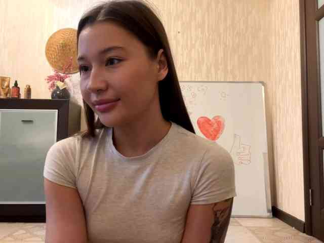LakishaYanish webcam