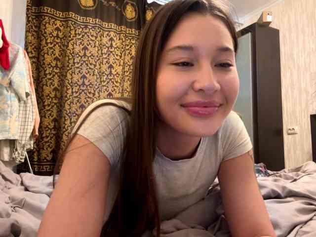 LakishaYanish webcam