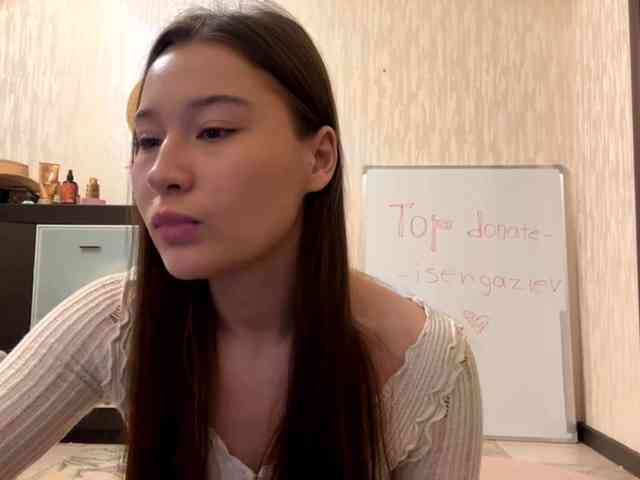 LakishaYanish webcam