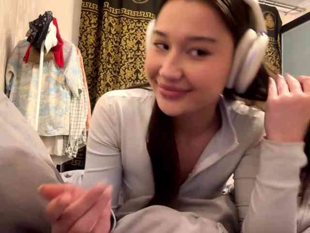 LakishaYanish webcam