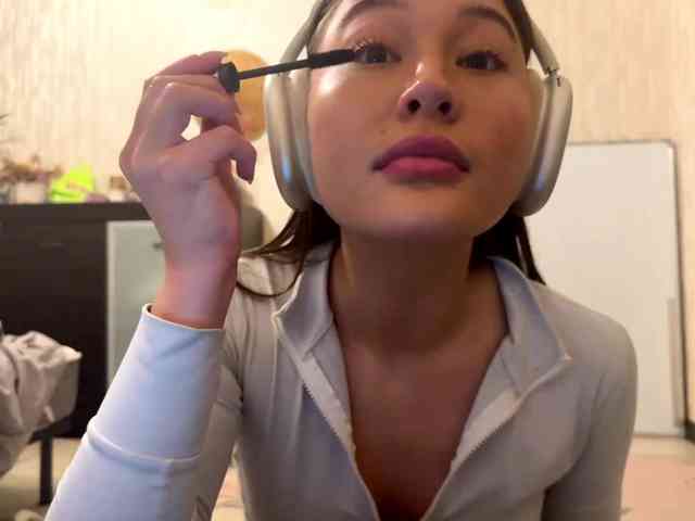 LakishaYanish webcam