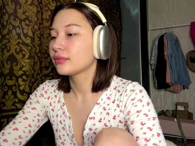 LakishaYanish webcam