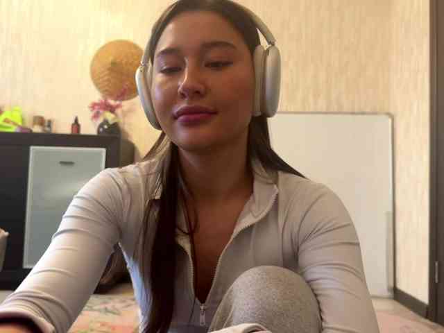 LakishaYanish webcam