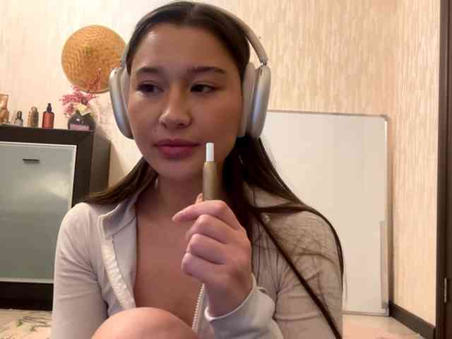 LakishaYanish webcam