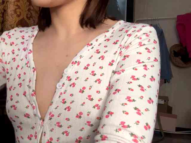 LakishaYanish webcam