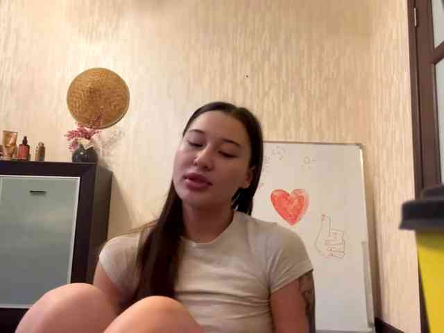 LakishaYanish webcam