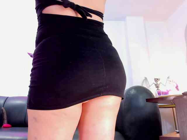 AlexaBennett webcam