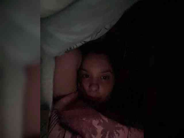 maria2033 webcam