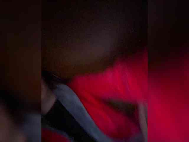 maria2033 webcam
