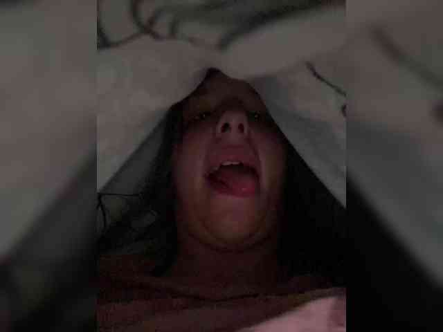 maria2033 webcam