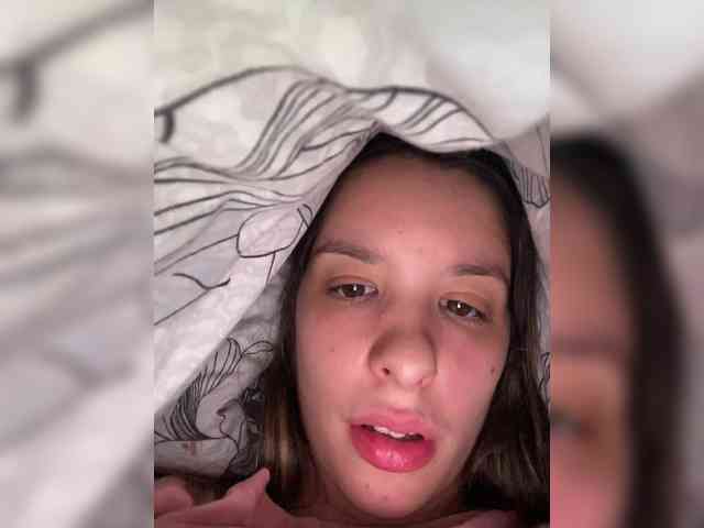 maria2033 webcam