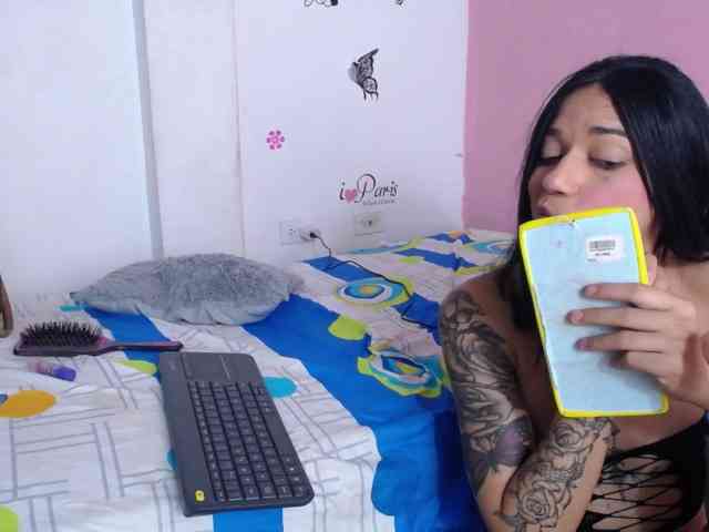 latindonnahazel latindonnahazel